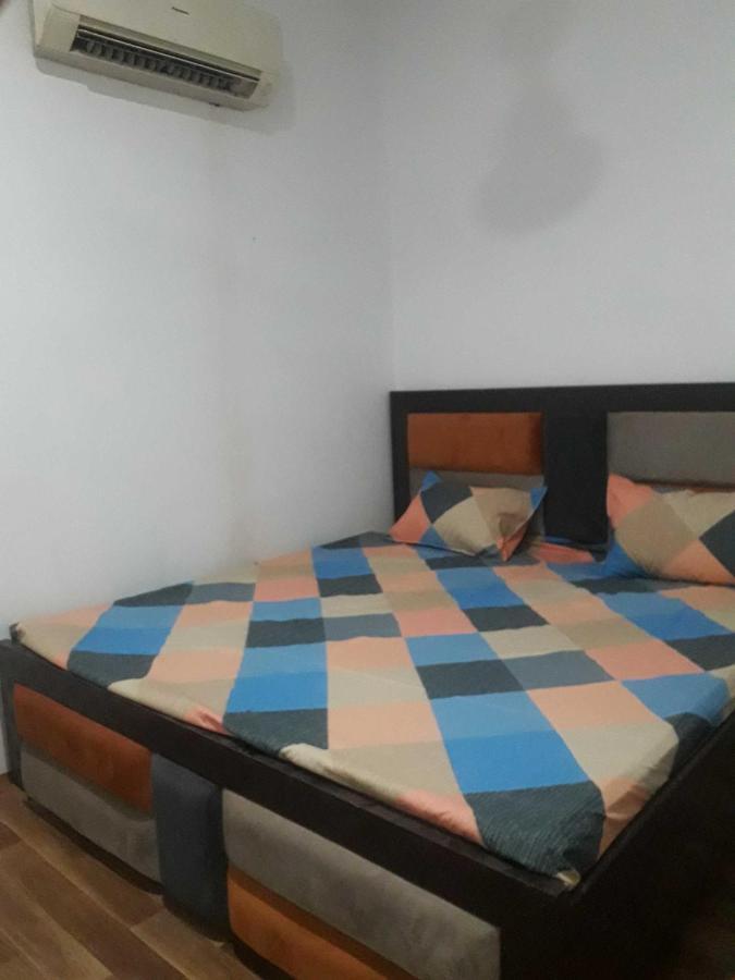 Oyo Golden Inn Hotel Мератх Экстерьер фото